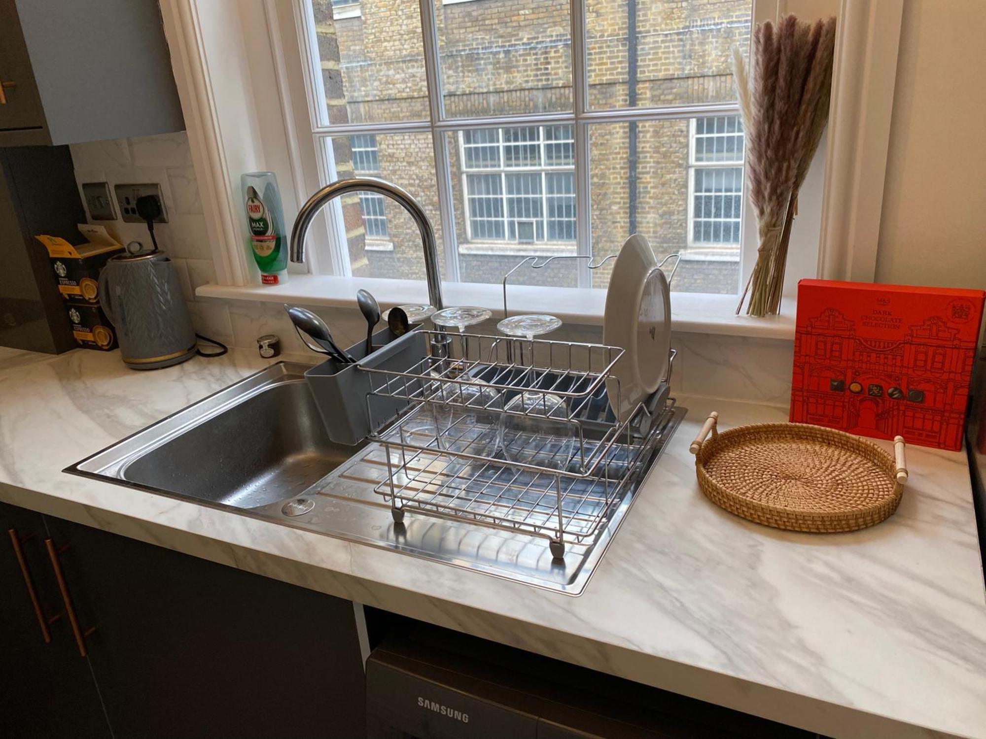 Charming Newly Refurb 2-Bed 2-Bath Whole Apartment Near Hyde Park & Kensington, Prime Paddington Location Zone 1 Лондон Екстериор снимка