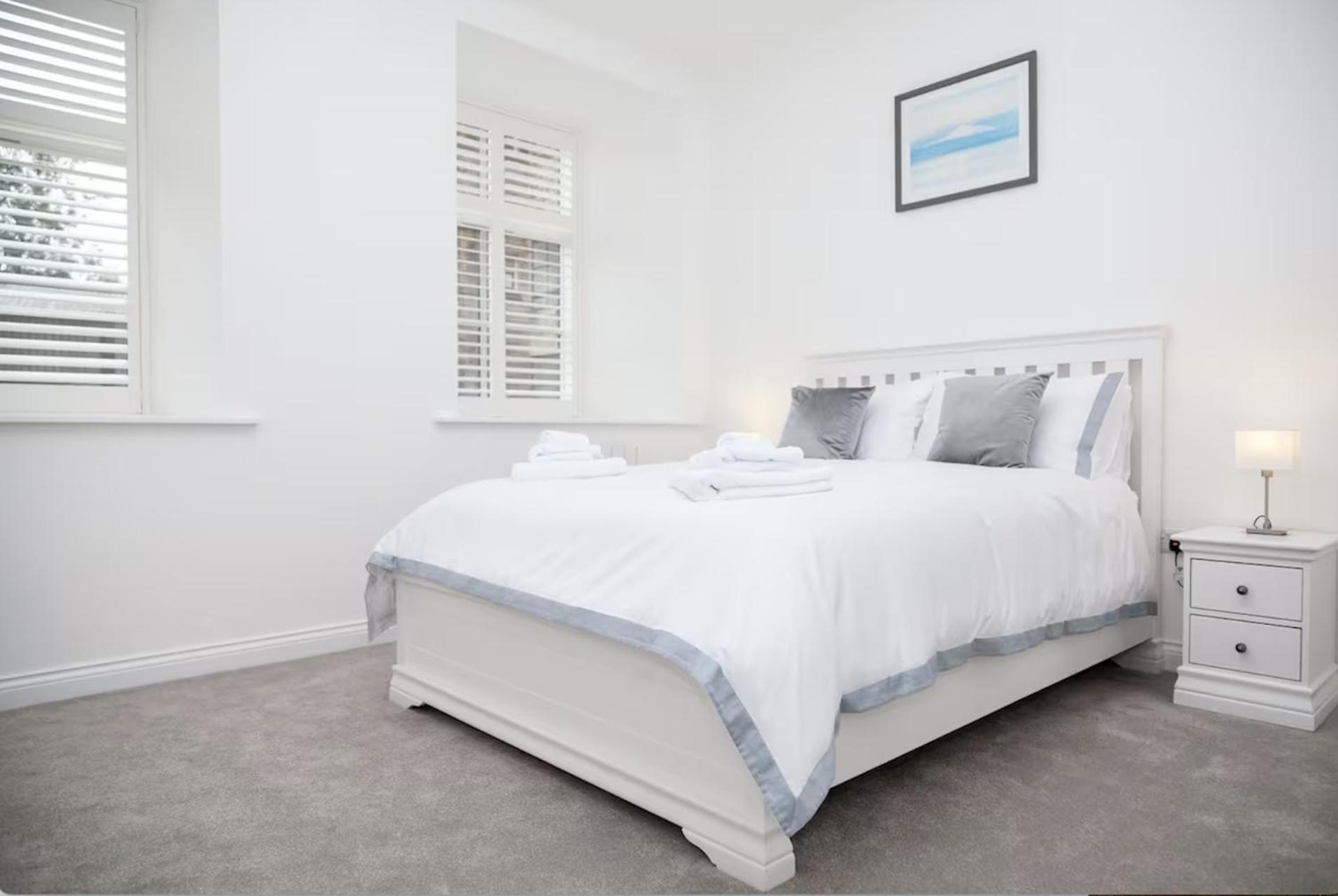 Charming Newly Refurb 2-Bed 2-Bath Whole Apartment Near Hyde Park & Kensington, Prime Paddington Location Zone 1 Лондон Екстериор снимка
