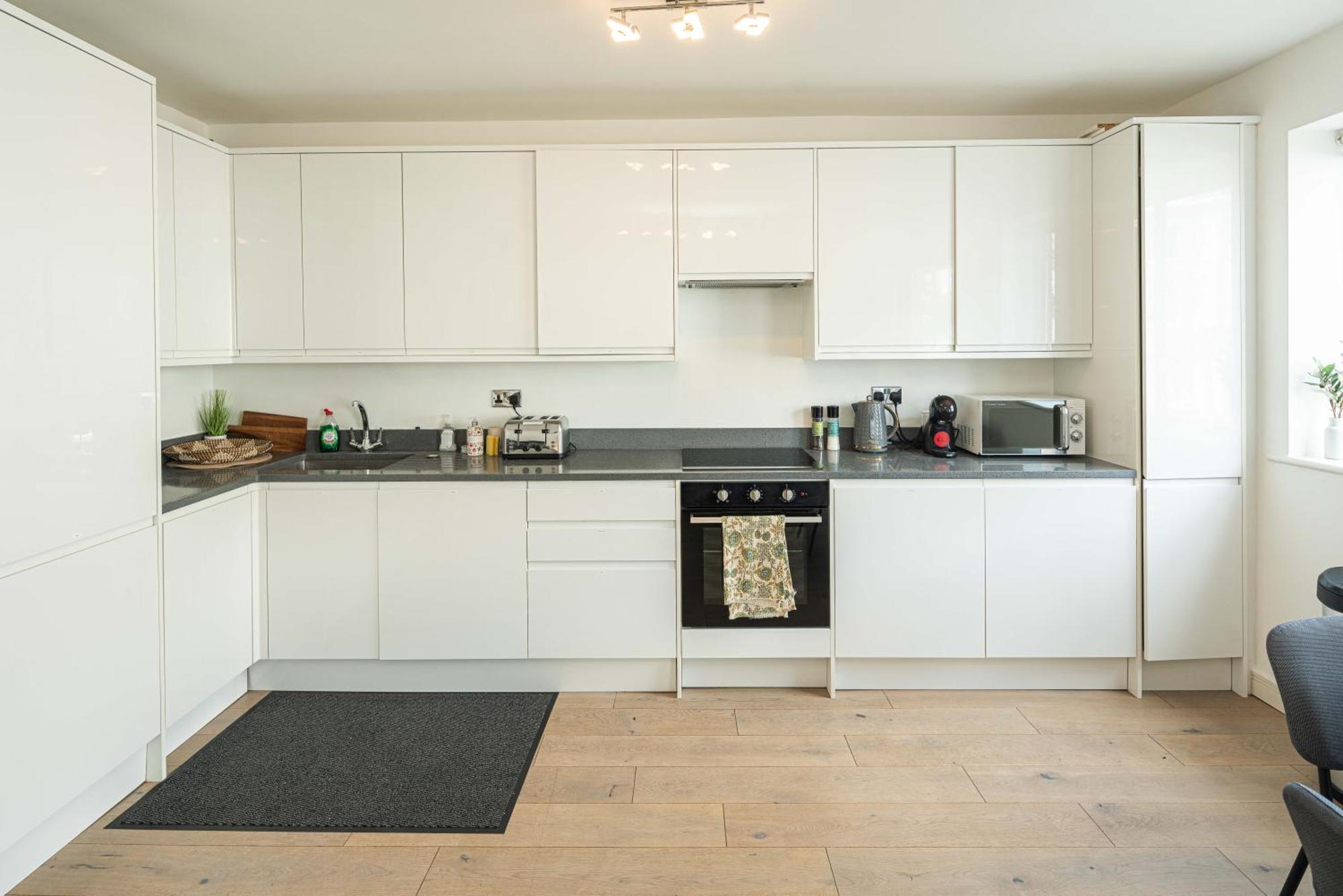 Charming Newly Refurb 2-Bed 2-Bath Whole Apartment Near Hyde Park & Kensington, Prime Paddington Location Zone 1 Лондон Екстериор снимка